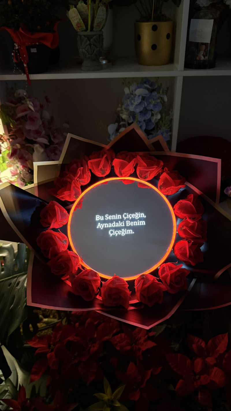 Işıklı Ayna Buketi